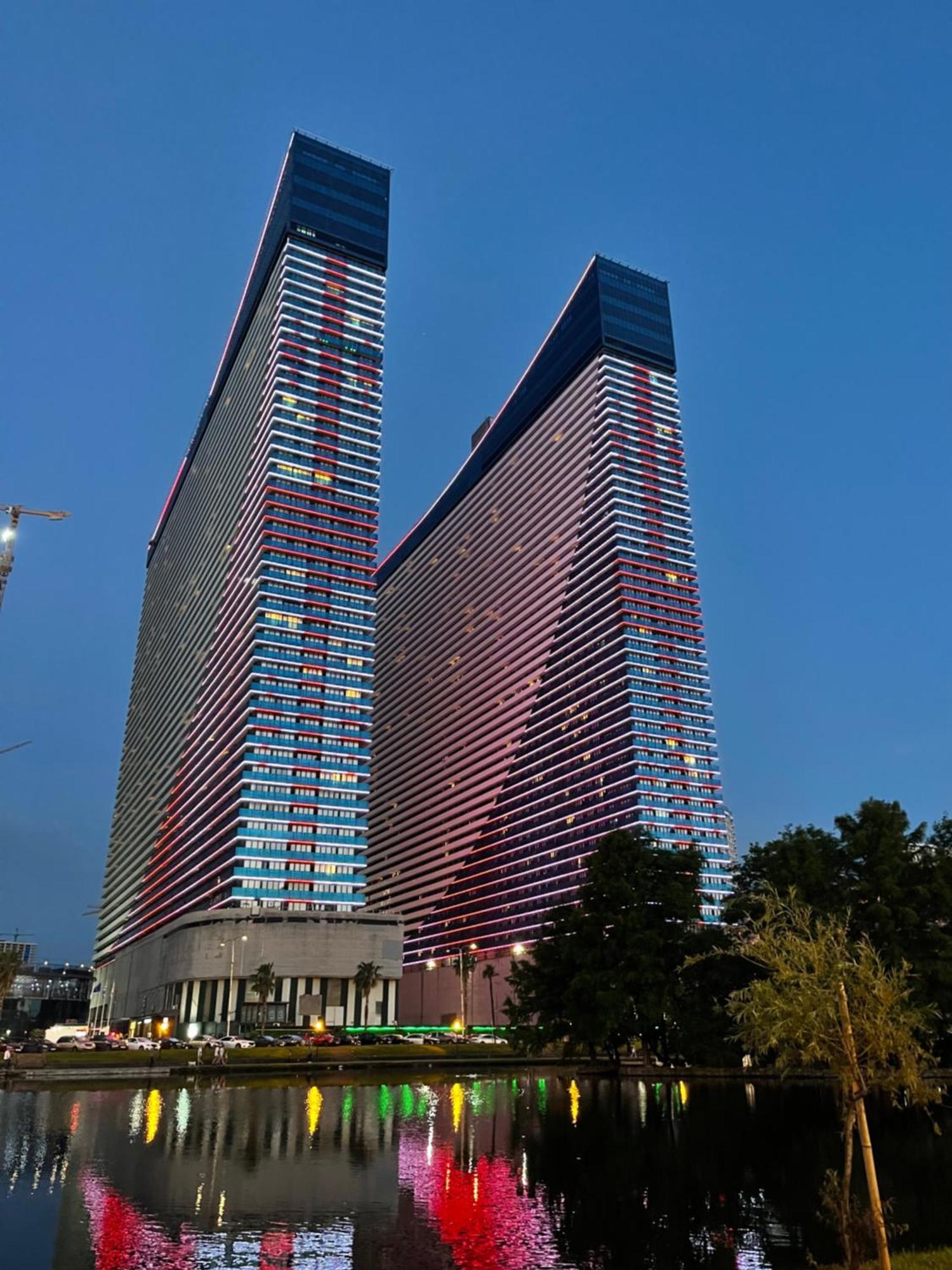 Hotel Orbi City Panorama Towers Batumi Exteriér fotografie